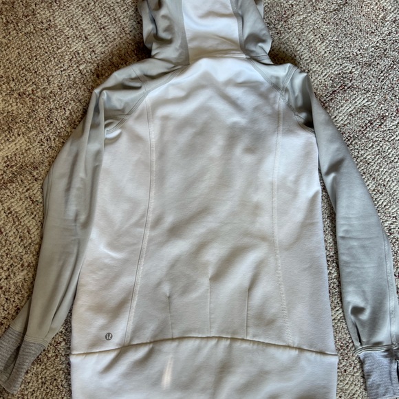 Lululemon stretch jacket - Picture 1 of 8